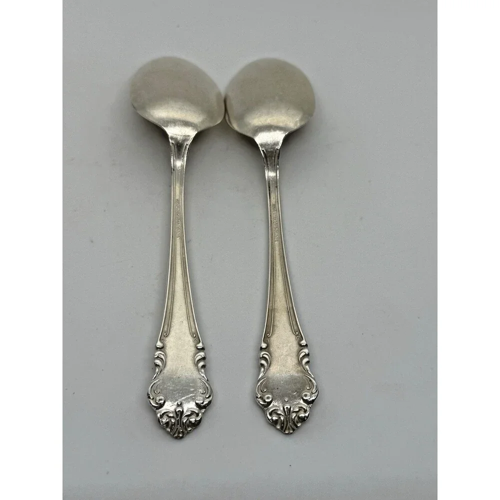 Oneida Community‎ Plate Silverplate Spoons Set of 2 Vintage Mid-20th Century